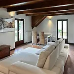 Prestigious In Апартаменты *